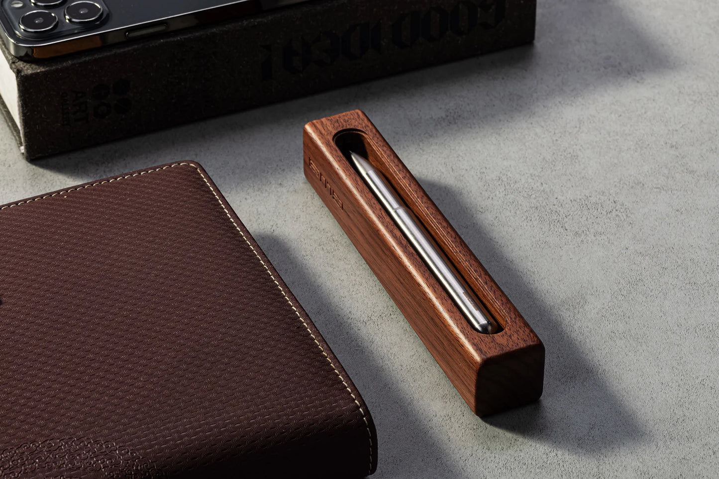 GW9 Aluminum Pen with Stand - Silver