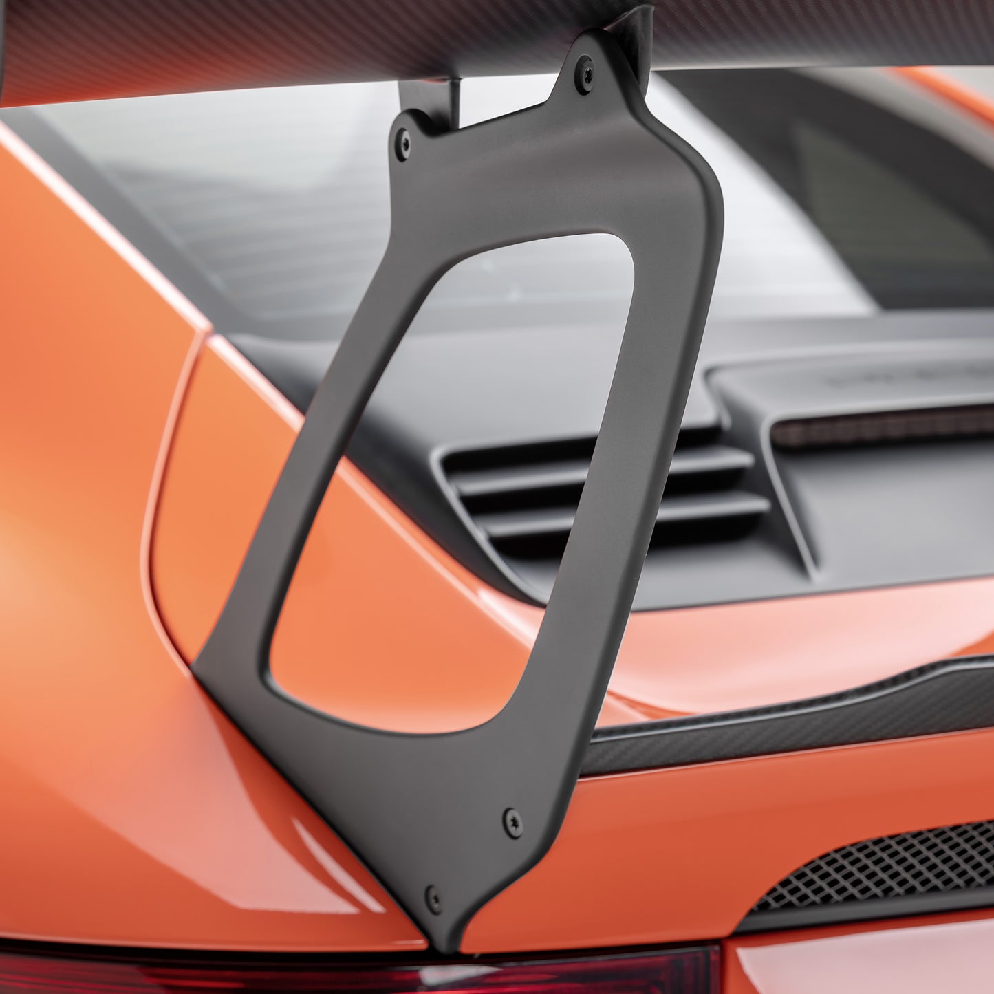 Porsche 991.2 911 GT3RS Extended Wing Risers