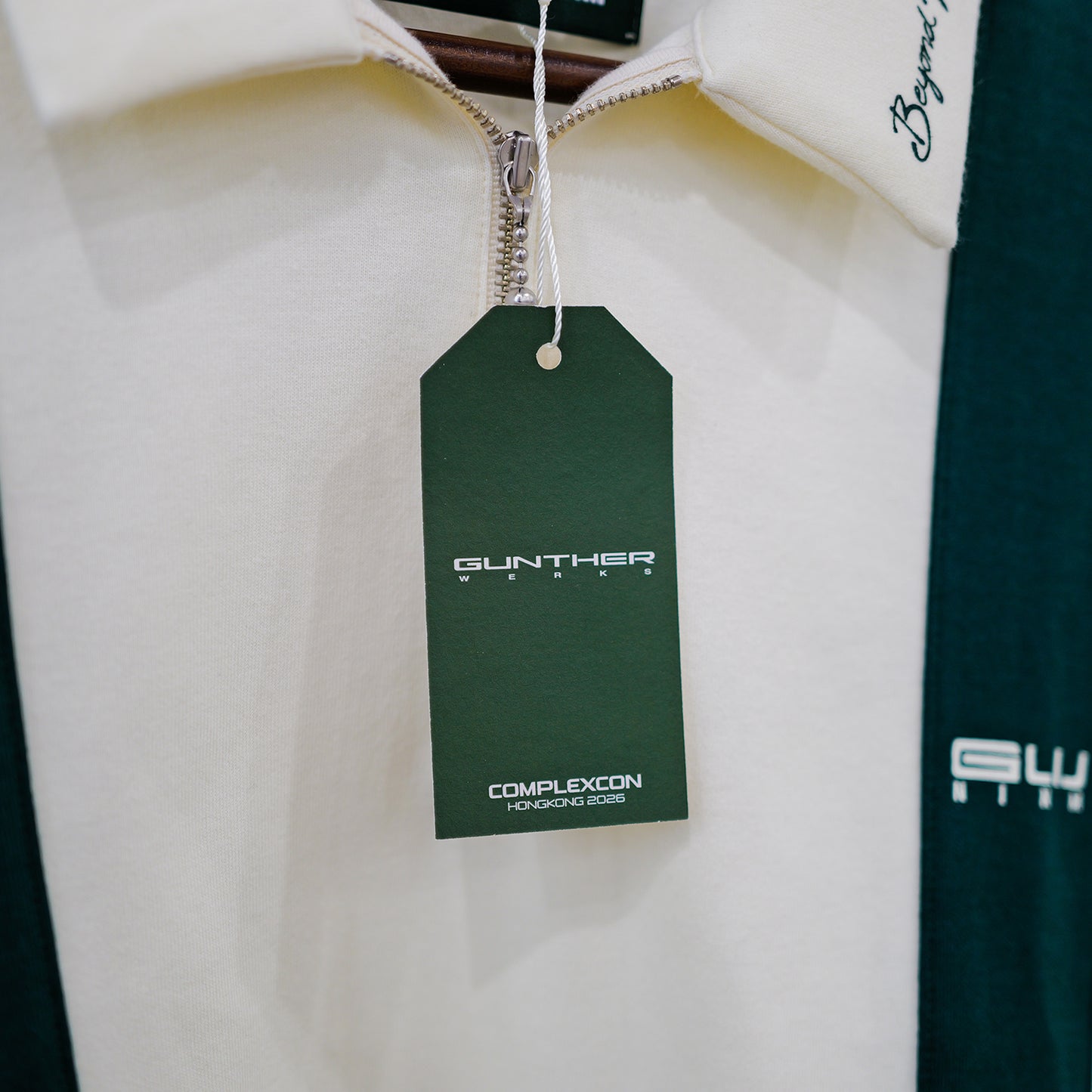 Gunther Werks NINM Zip Polo – Ivory / Racing Green Panel